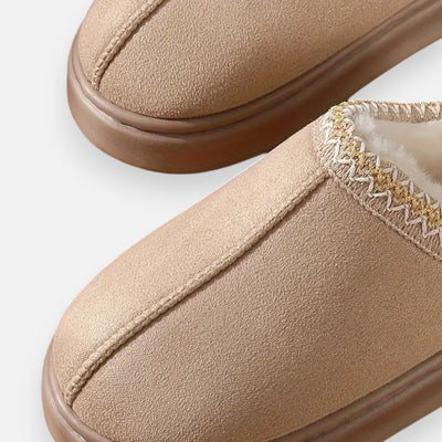 Mivora London | Women’s Slip-On Slippers – Fleece-Lined Comfort